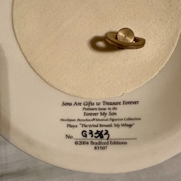 Vtg 2004 Bradford Edition Sons Are Gifts to Treasure Forever Music Box Figurine - Picture 7 of 7